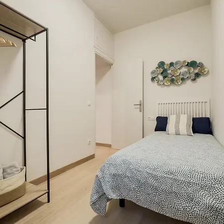Novus Homes Barcelona Collblanc شقة لوسبيتاليت دي يوبريغات