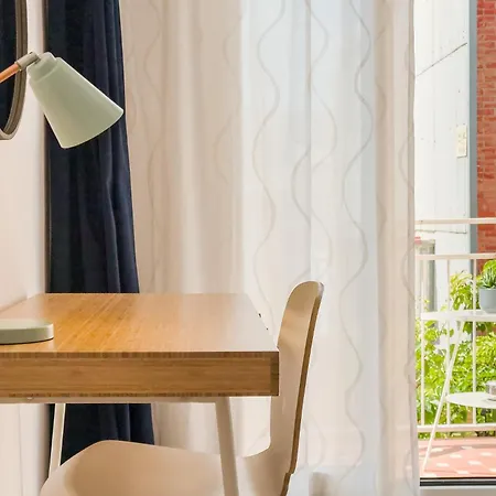 アパート Novus Homes Barcelona Collblanc ロスピタレート・デ・リョブレガート